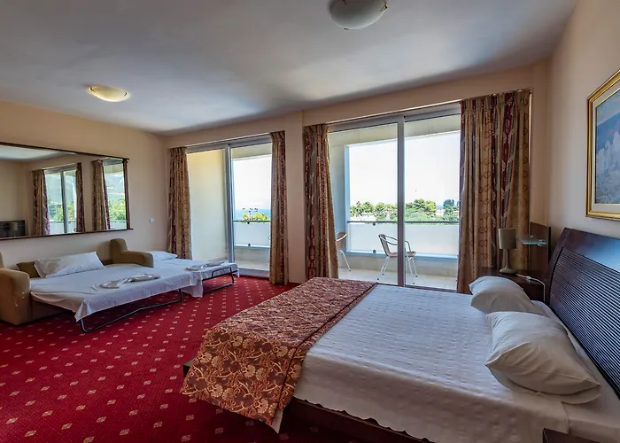 Dolphin Resort & Conference