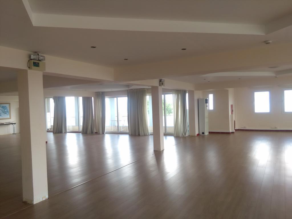 Hotel Dolphin & Conference