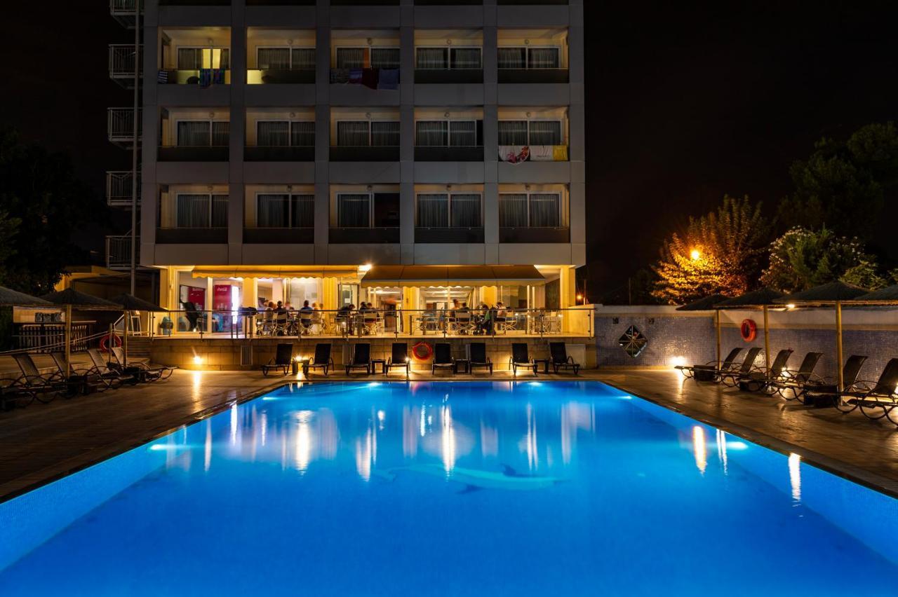 Hotel Dolphin & Conference